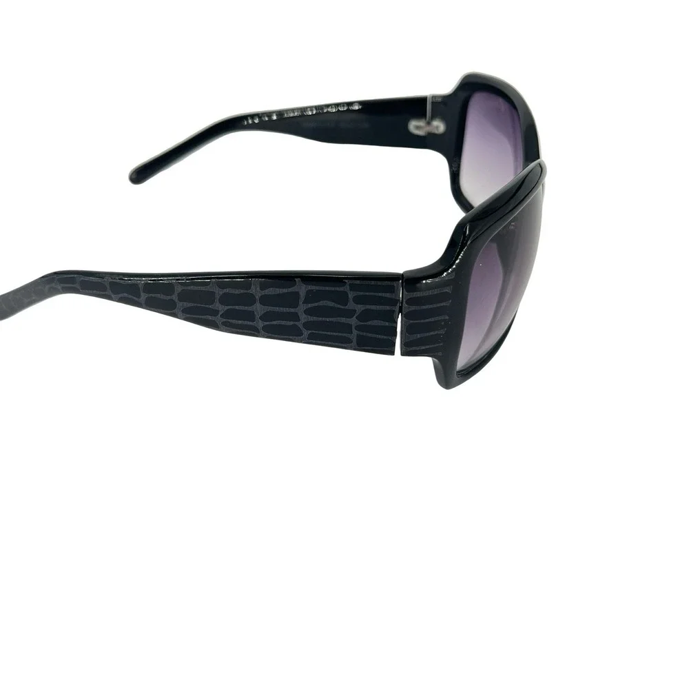 Kenneth Cole Reaction Womens Black Oversized Sunglasses Purple Gradient Y2K